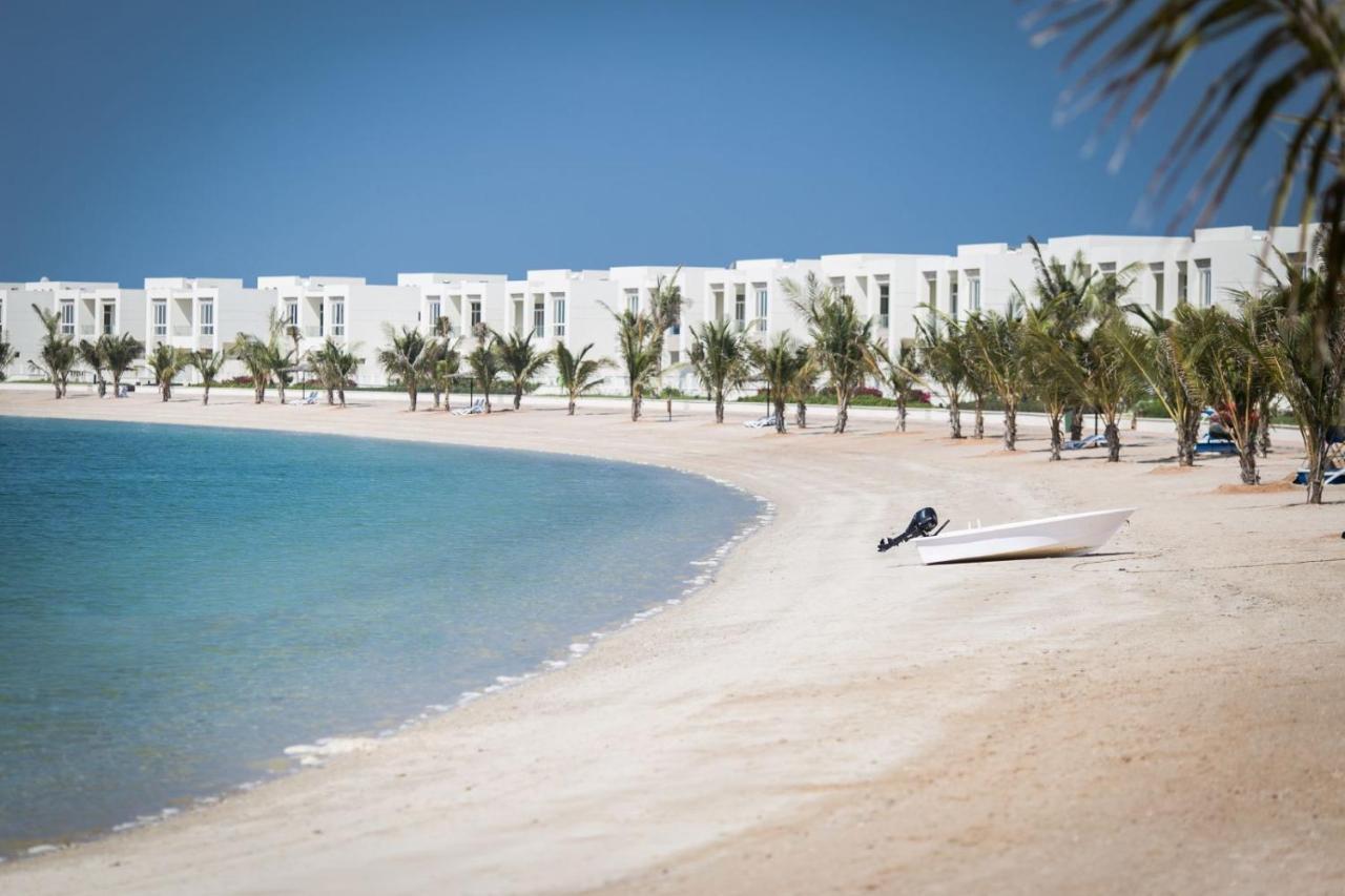 Live In The Middle Of Lagoons And Sea Рас-эль-Хайма Экстерьер фото